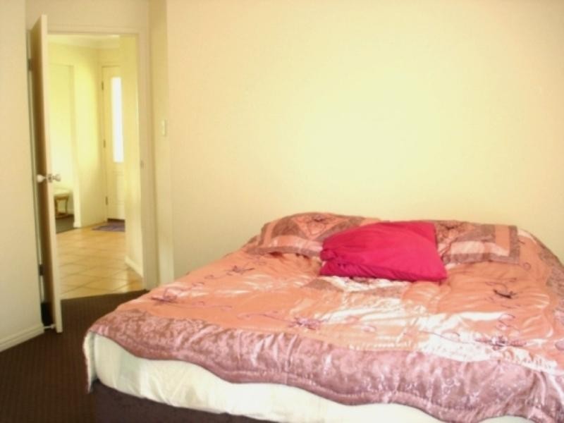 Pacific Pines QLD 4211