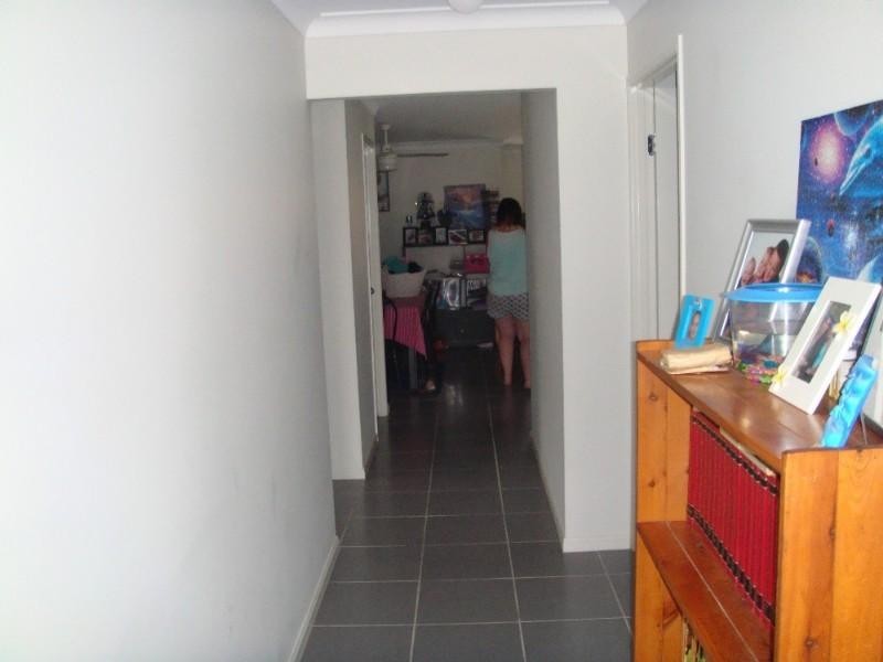 Rothwell QLD 4022