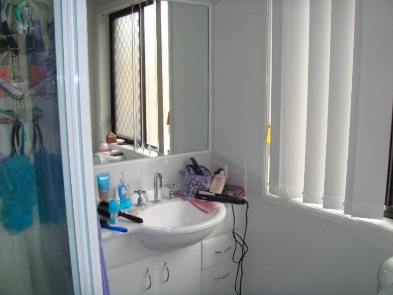 Rothwell QLD 4022