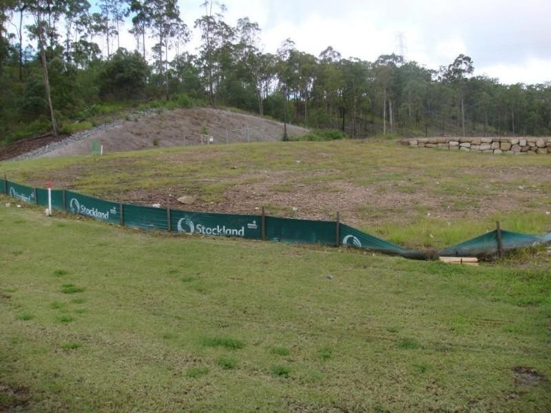 42 Wunburra Circuit, Pacific Pines QLD 4211