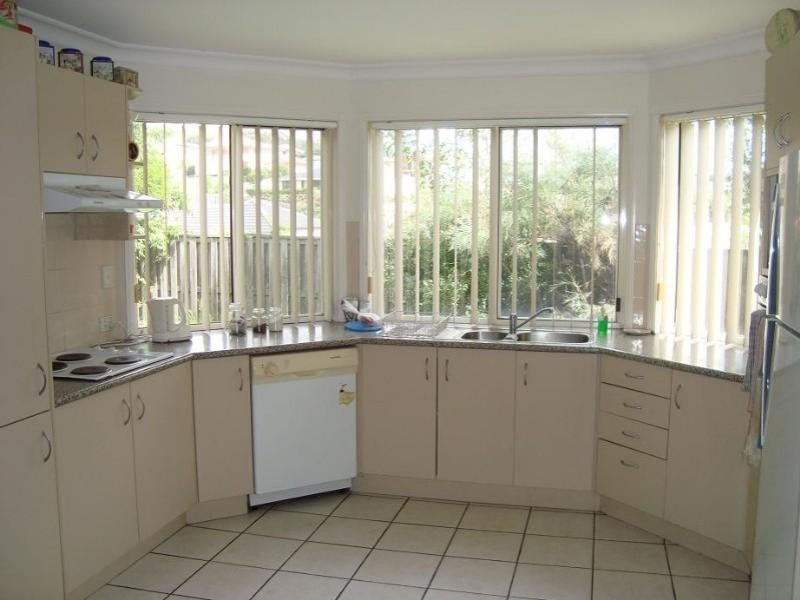 Pacific Pines QLD 4211