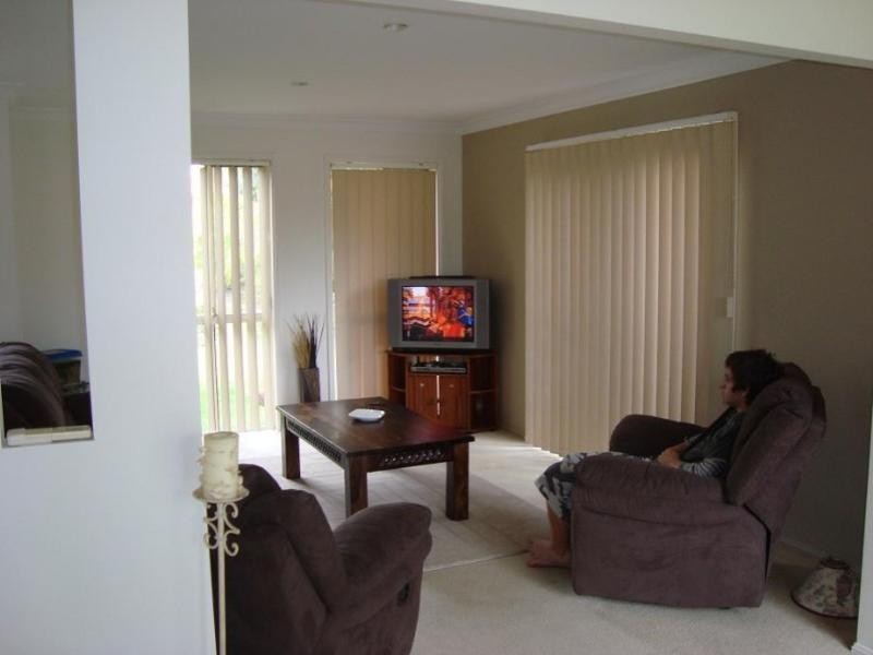 Pacific Pines QLD 4211