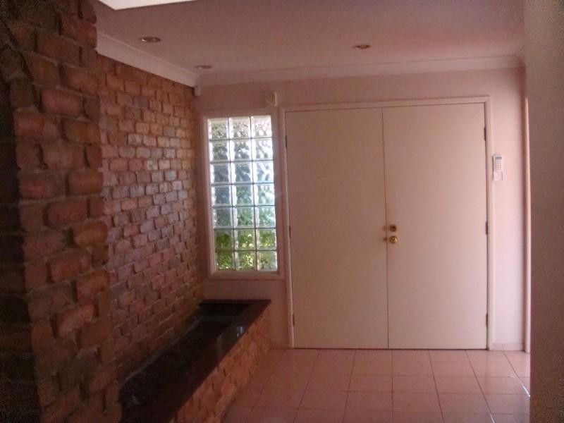 6 Putter Place, Arundel QLD 4214