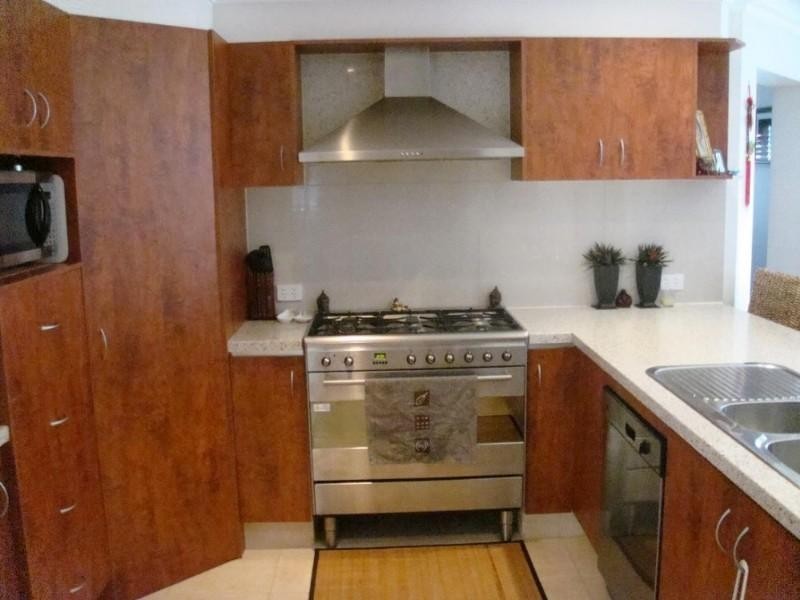 Pacific Pines QLD 4211