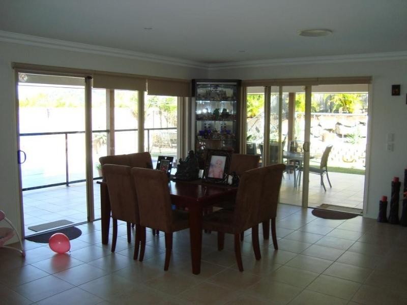 Pacific Pines QLD 4211