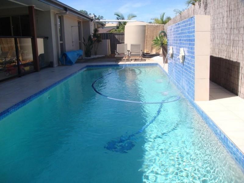 Pacific Pines QLD 4211