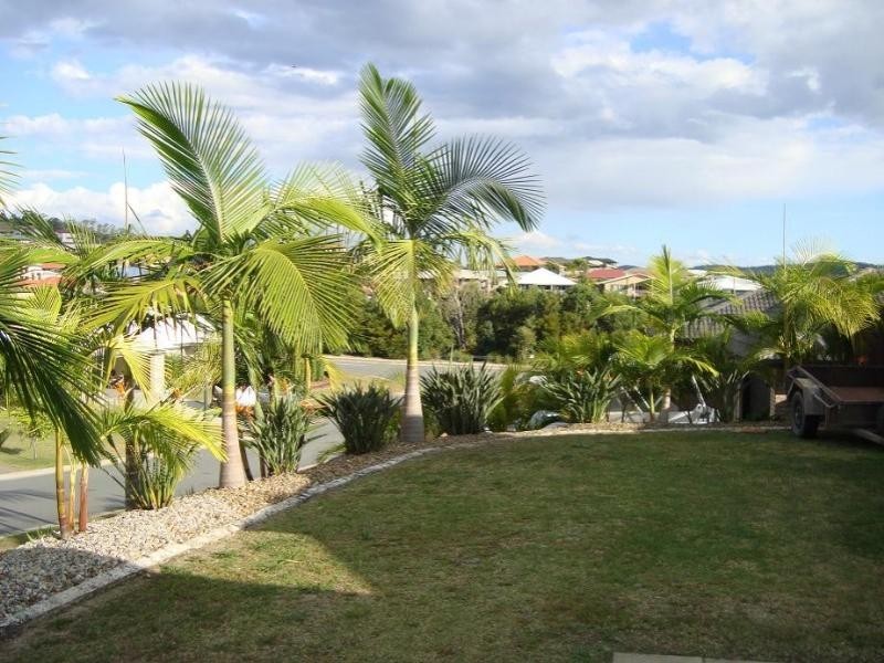 Pacific Pines QLD 4211