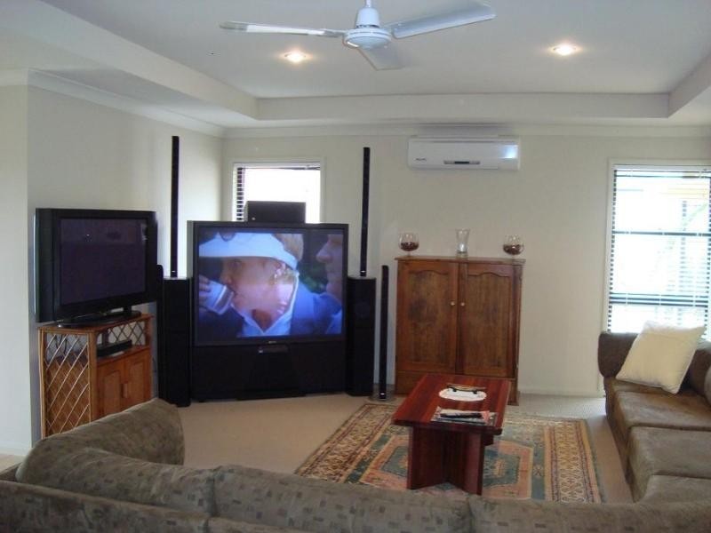 28 River Heights Road, Upper Coomera QLD 4209