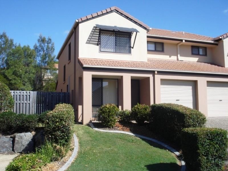 Pacific Pines QLD 4211