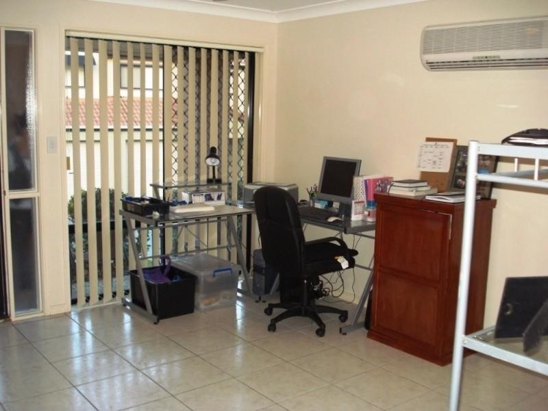 Pacific Pines QLD 4211
