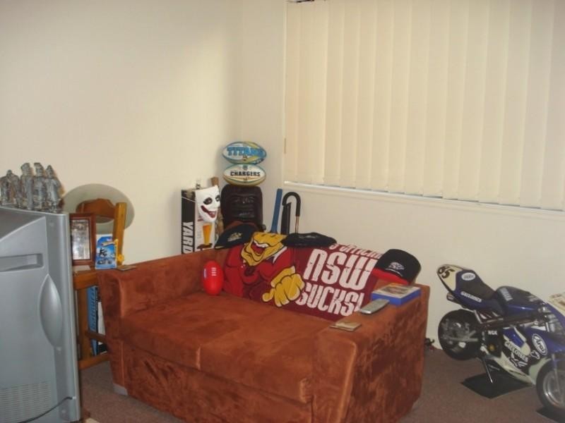 Pacific Pines QLD 4211