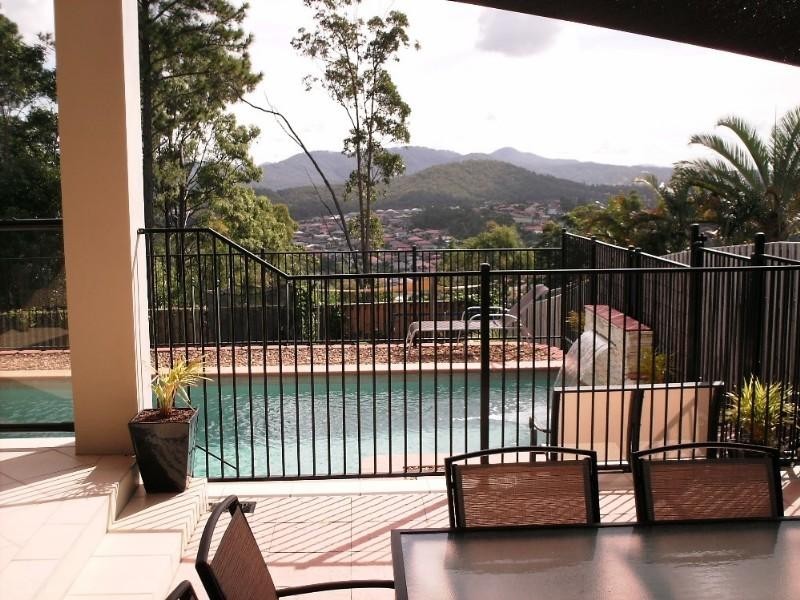 26 Hillary Circuit, Pacific Pines QLD 4211