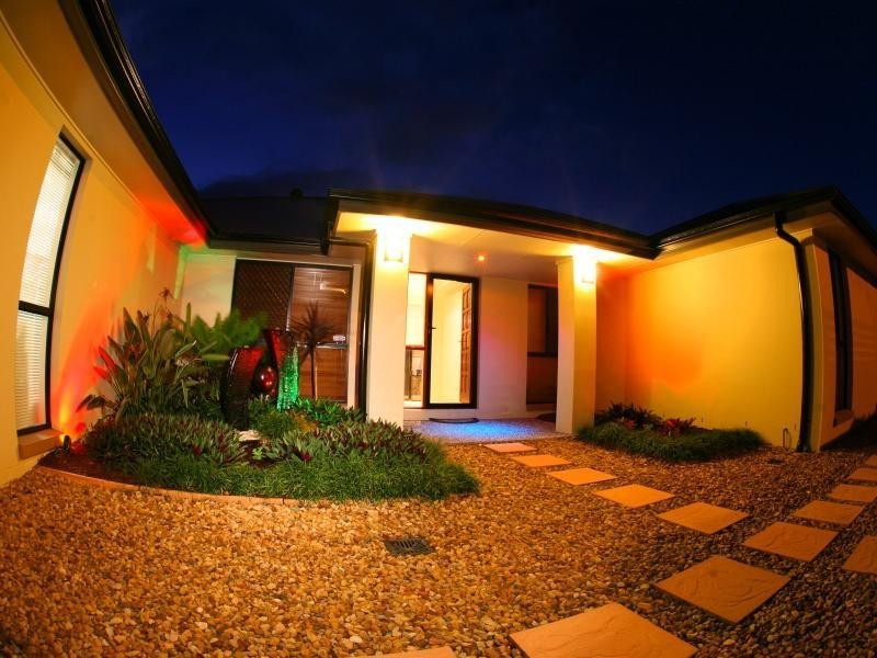 26 Hillary Circuit, Pacific Pines QLD 4211