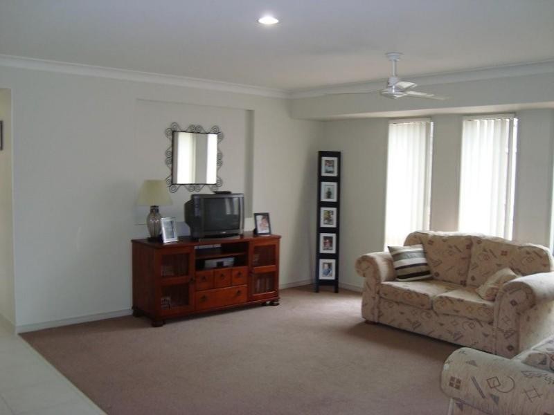 49 Bowley Street, Pacific Pines QLD 4211