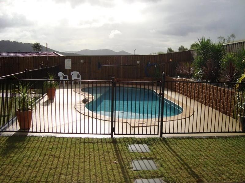 49 Bowley Street, Pacific Pines QLD 4211