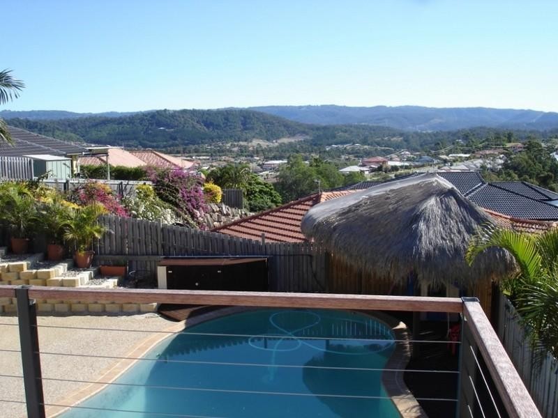 15 Mitaro Rise, Pacific Pines QLD 4211
