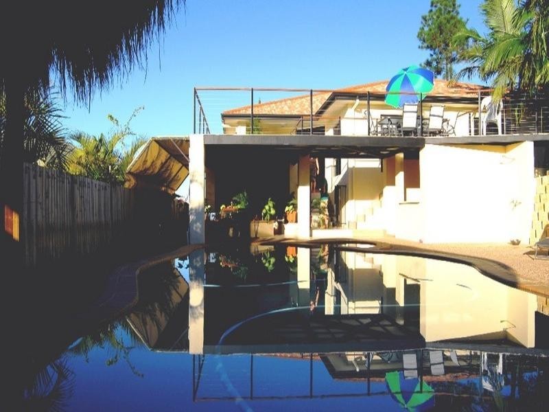 15 Mitaro Rise, Pacific Pines QLD 4211