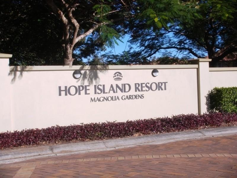 Hope Island QLD 4212