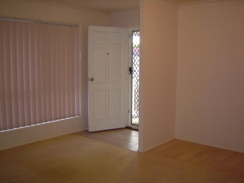 17 Meadowvale Street, Oxenford QLD 4210