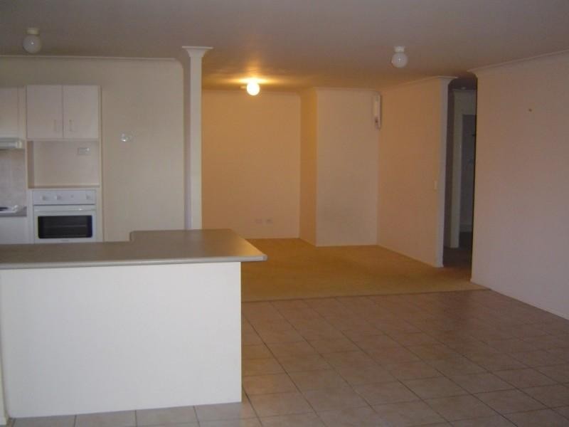 17 Meadowvale Street, Oxenford QLD 4210