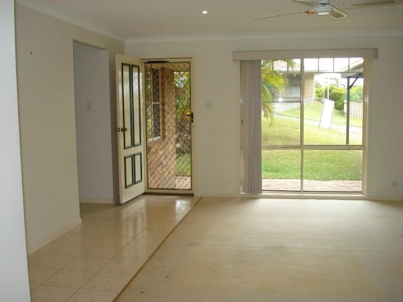 11 Pineneedle Court, Oxenford QLD 4210