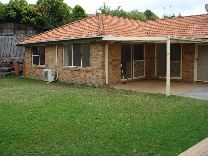 11 Pineneedle Court, Oxenford QLD 4210