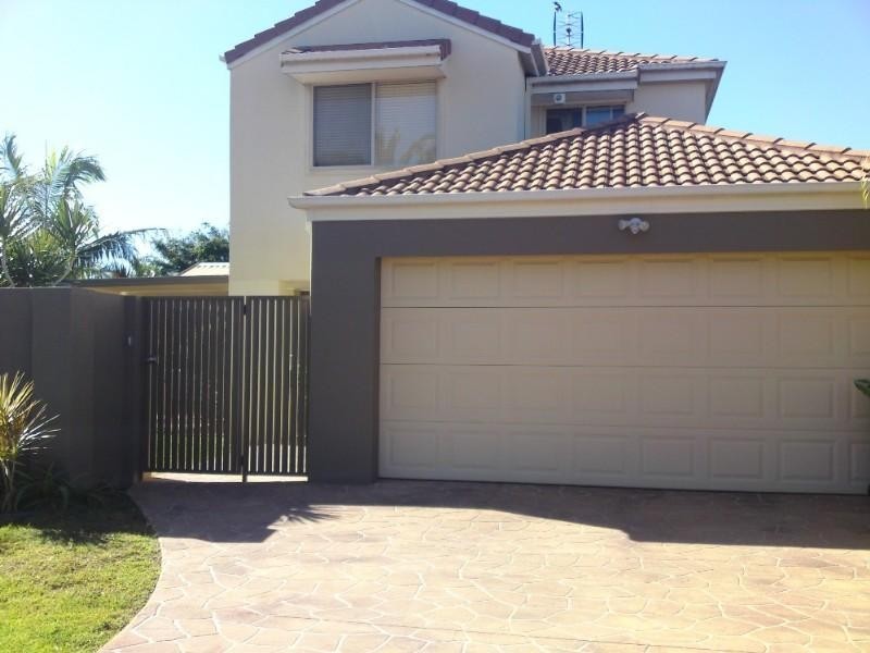 26 Marble Arch Place, Arundel QLD 4214