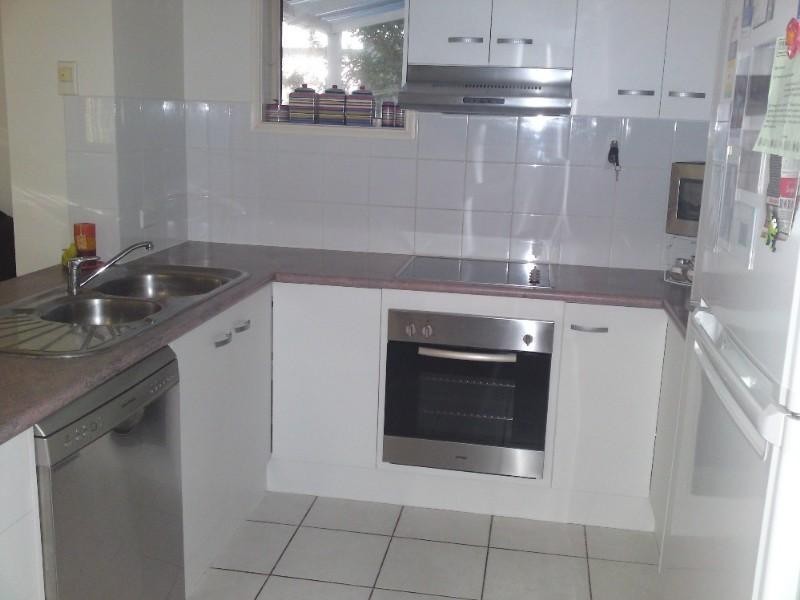 26 Marble Arch Place, Arundel QLD 4214