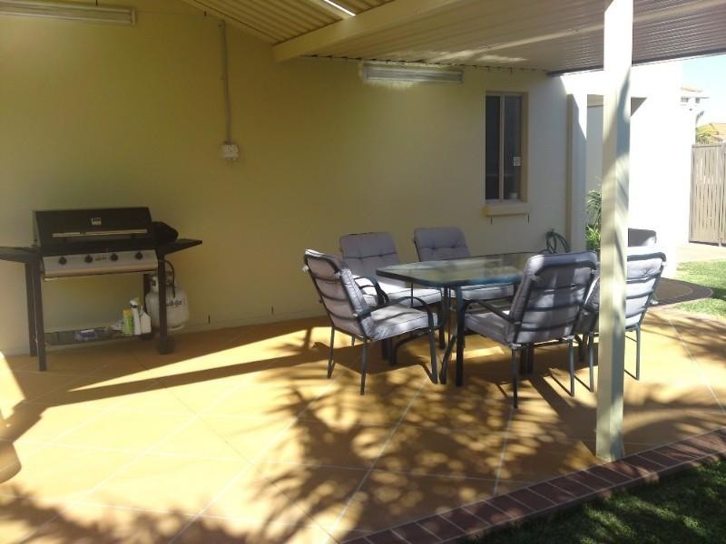 26 Marble Arch Place, Arundel QLD 4214