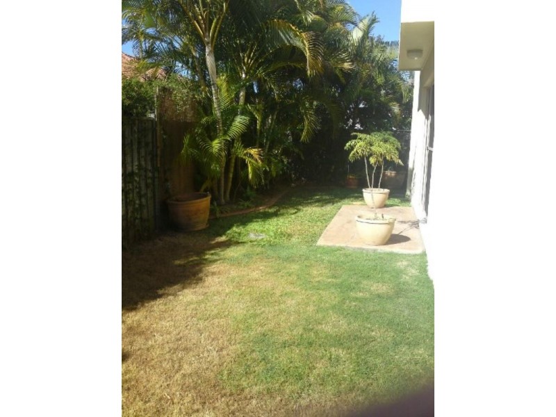 26 Marble Arch Place, Arundel QLD 4214