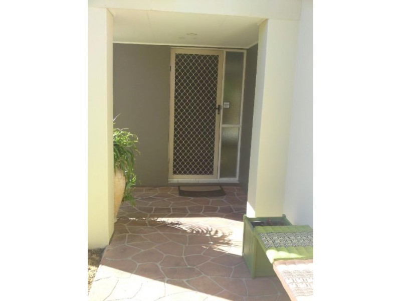 26 Marble Arch Place, Arundel QLD 4214