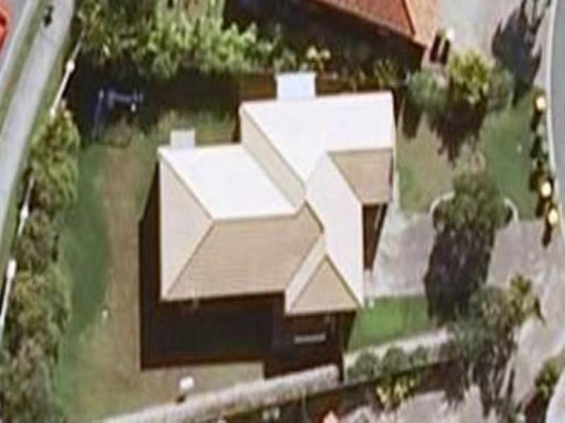 2/1 Studio Drive, Pacific Pines QLD 4211