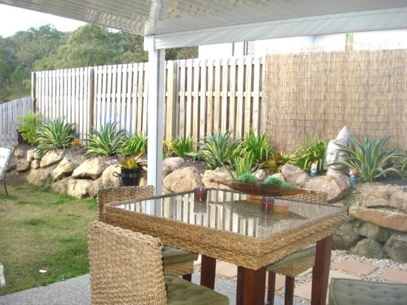 8 Donington Drive, Oxenford QLD 4210