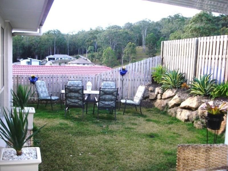 8 Donington Drive, Oxenford QLD 4210