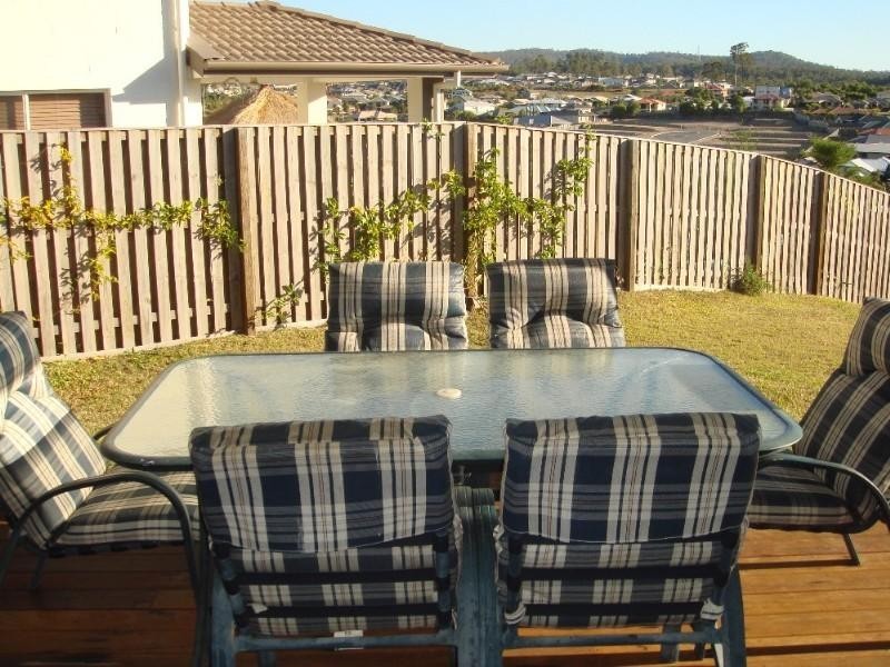 40 Angourie Crescent, Pacific Pines QLD 4211