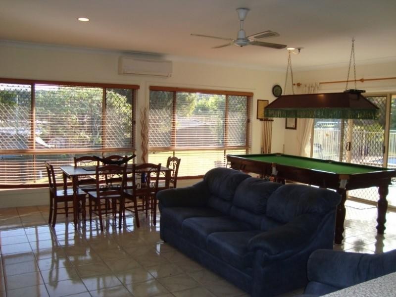 52 Watford Crescent, Molendinar QLD 4214