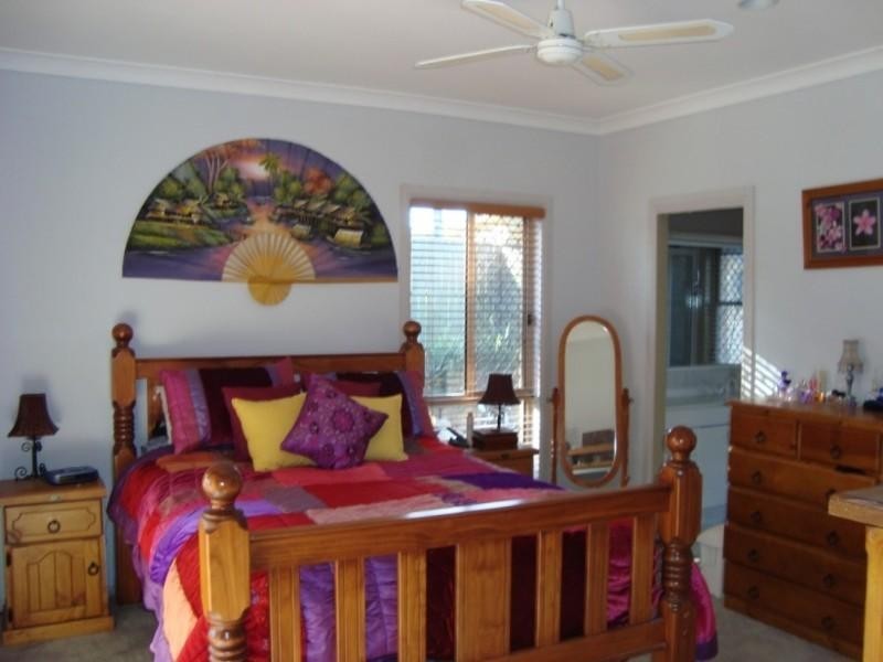 52 Watford Crescent, Molendinar QLD 4214