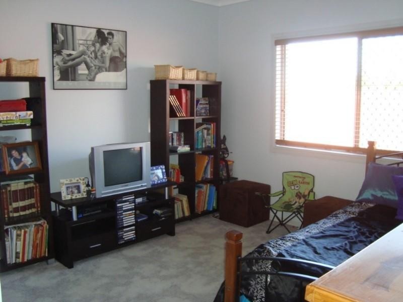 52 Watford Crescent, Molendinar QLD 4214