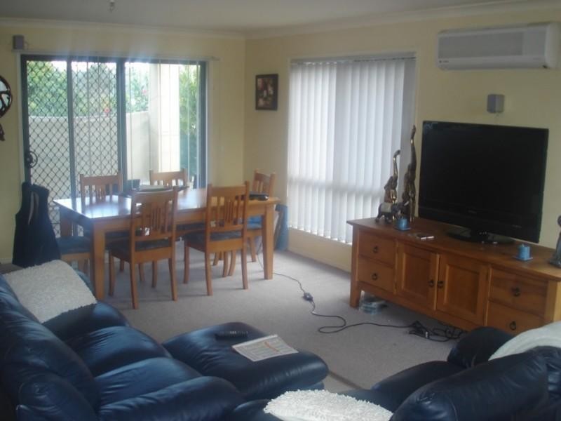 Pacific Pines QLD 4211