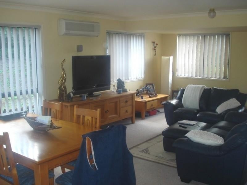 Pacific Pines QLD 4211