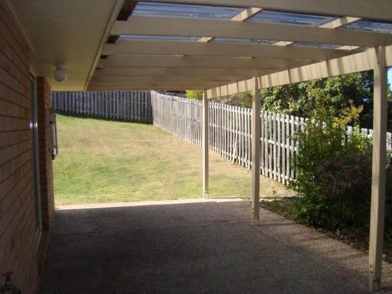 9 Matiza Avenue, Pacific Pines QLD 4211