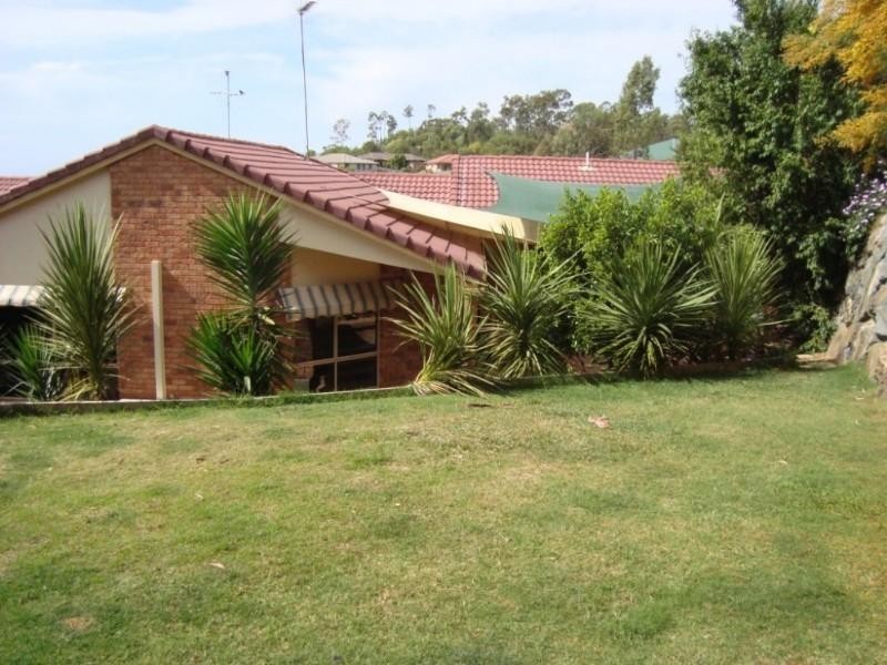 6 Gould Place, Pacific Pines QLD 4211