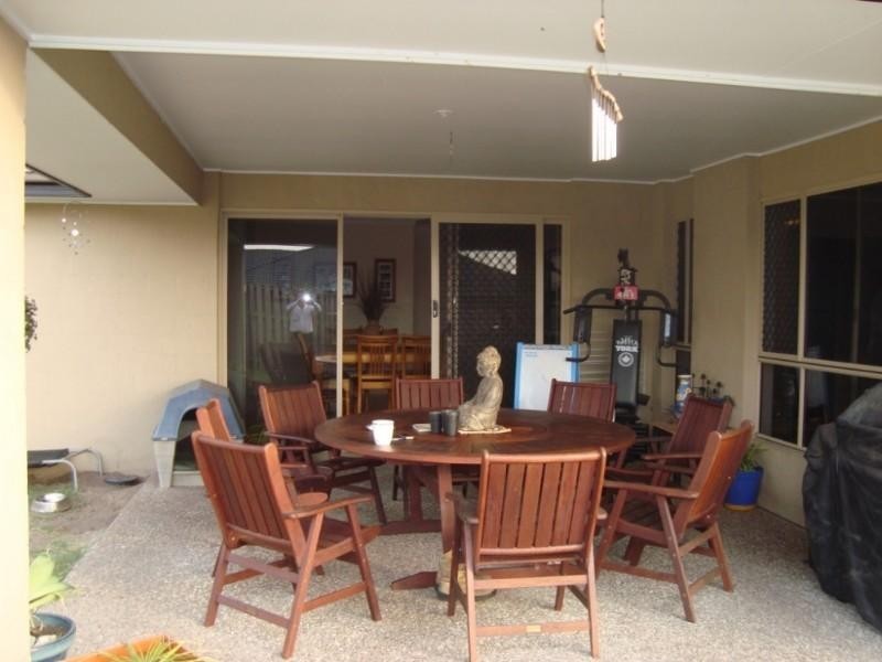Pacific Pines QLD 4211