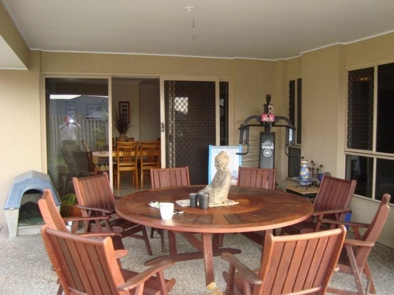 Pacific Pines QLD 4211