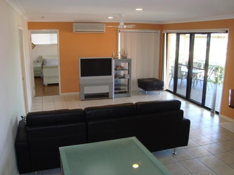 23 Midway Terrace, Pacific Pines QLD 4211