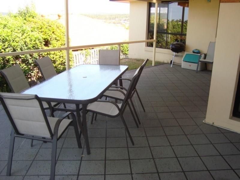 23 Midway Terrace, Pacific Pines QLD 4211
