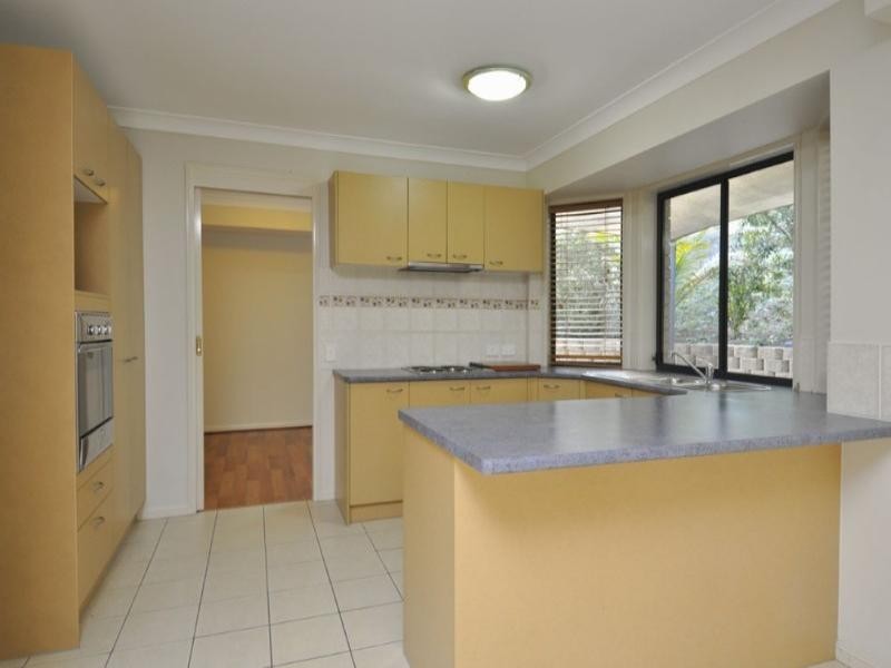 24 Rarotonga Rise, Pacific Pines QLD 4211
