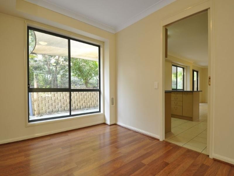 24 Rarotonga Rise, Pacific Pines QLD 4211