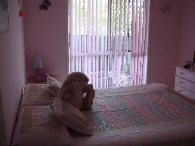 4 Whitely Circuit, Pacific Pines QLD 4211