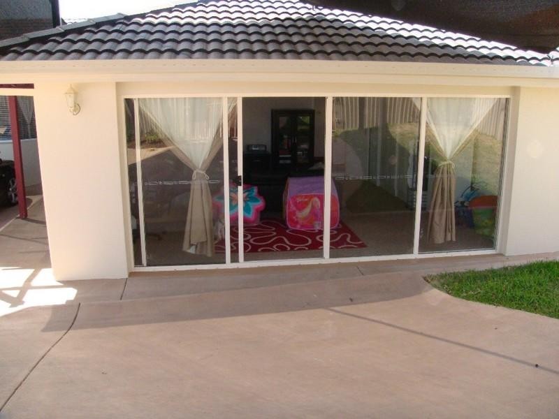 163 Universal Street, Oxenford QLD 4210